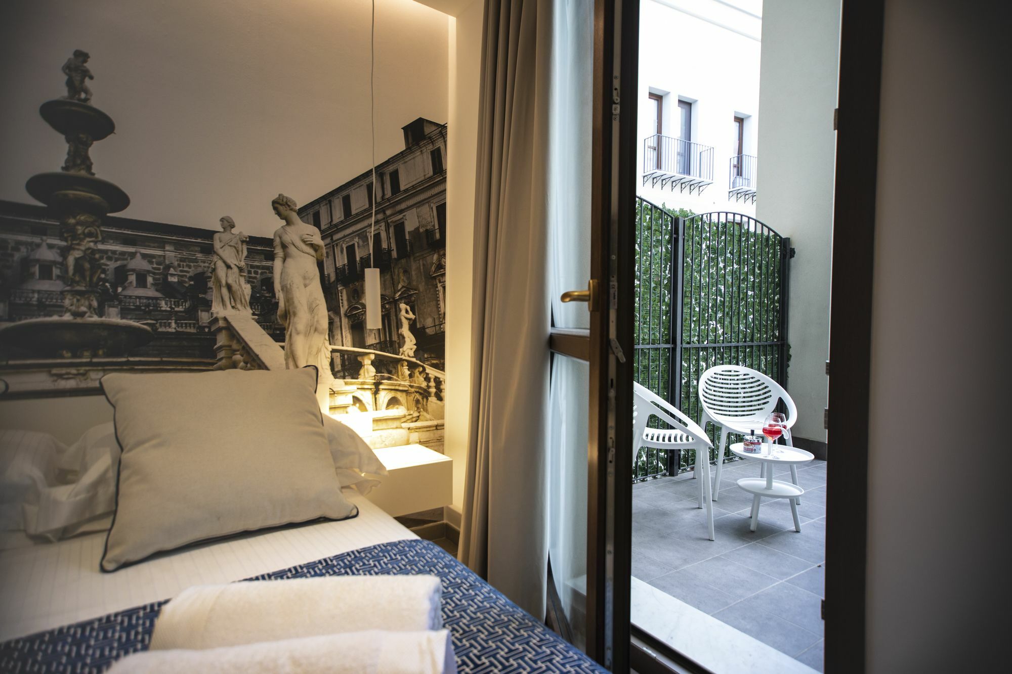 Suite Quaroni Palerme Extérieur photo